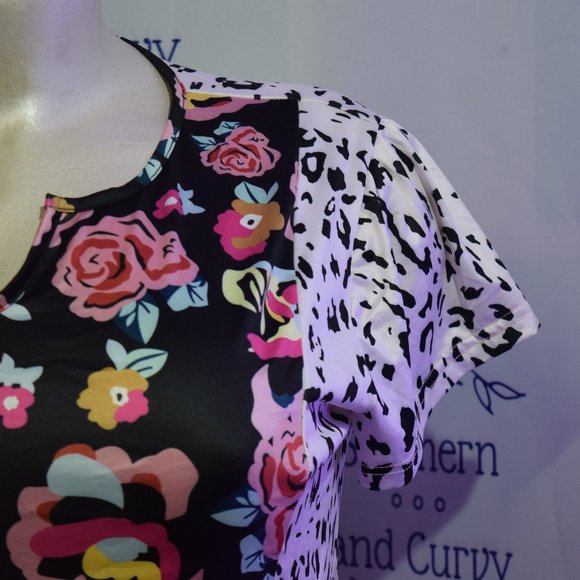 Peasant Blouse with Empire Waist, Floral & Animal Print Size 3X - Picture 4 of 14